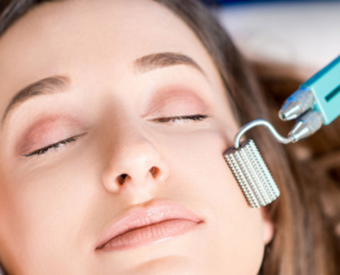 i Benefici del Microneedling
